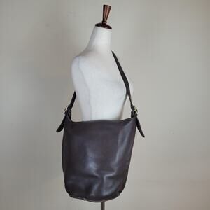 Vintage Coach Shoulder Bucket Bag Brown Leather Duffle Sac Hobo J4D-9085 90s USA